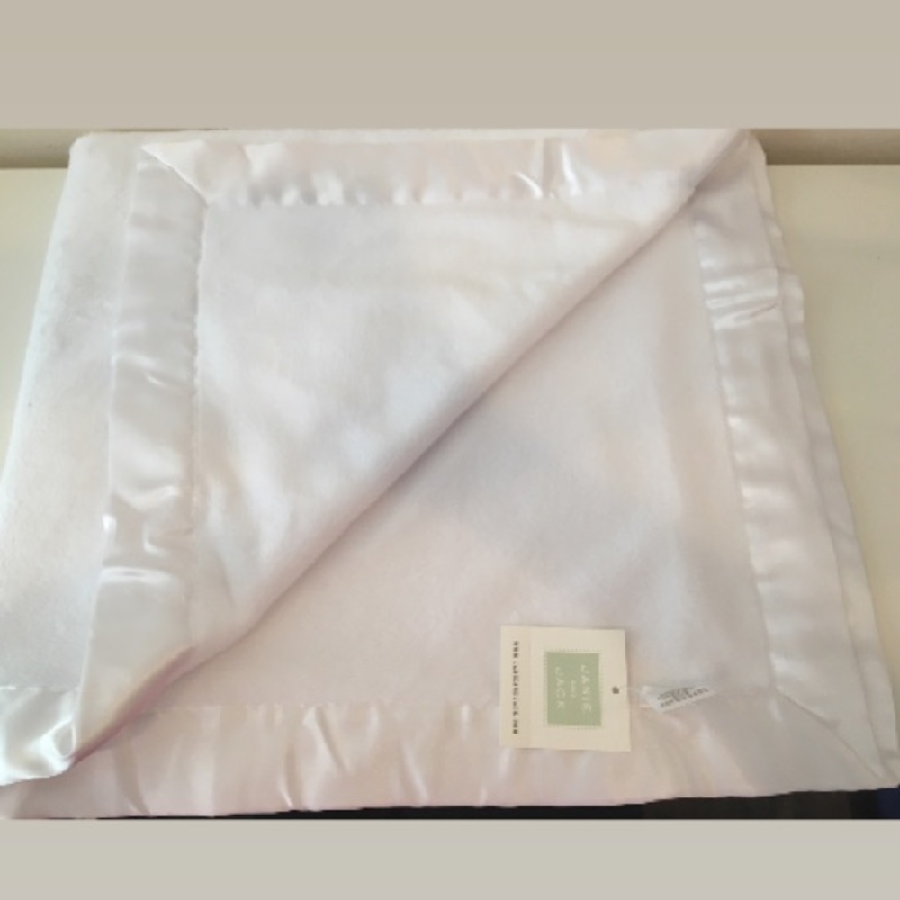 Janie and Jack baby blanket in white new with tags